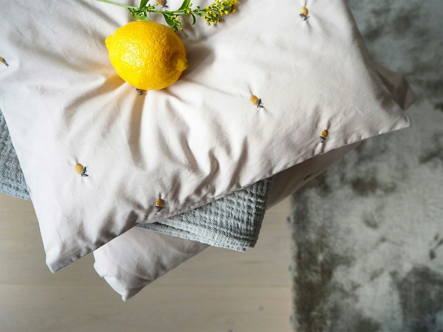Lemon Bedset 70x80 + 28x35 Cm, Light Grey - Image 3